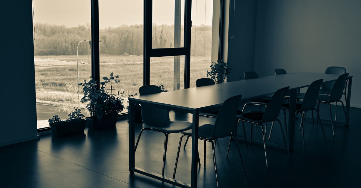 Pros and Cons of Private Practice vs Employed Work